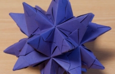 Origami: dobragens em papel