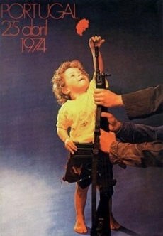 O 25 DE ABRIL DE 1974  - OUTRAS MANEIRAS DE CONTAR A MESMA HISTÓRIA